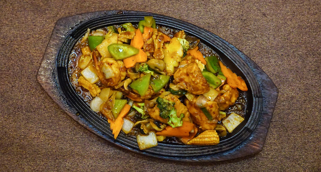 Sizzling Tofu With Vegetable